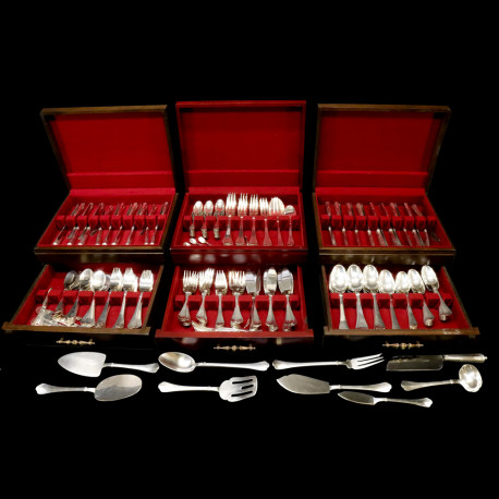 Louis Xiv by Towle Sterling Silver Flatware Set for 12 Service 91