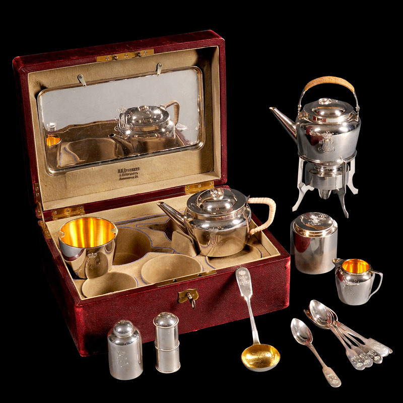 Russian Tea Travel Case in sterling silver and vermeil, 1908